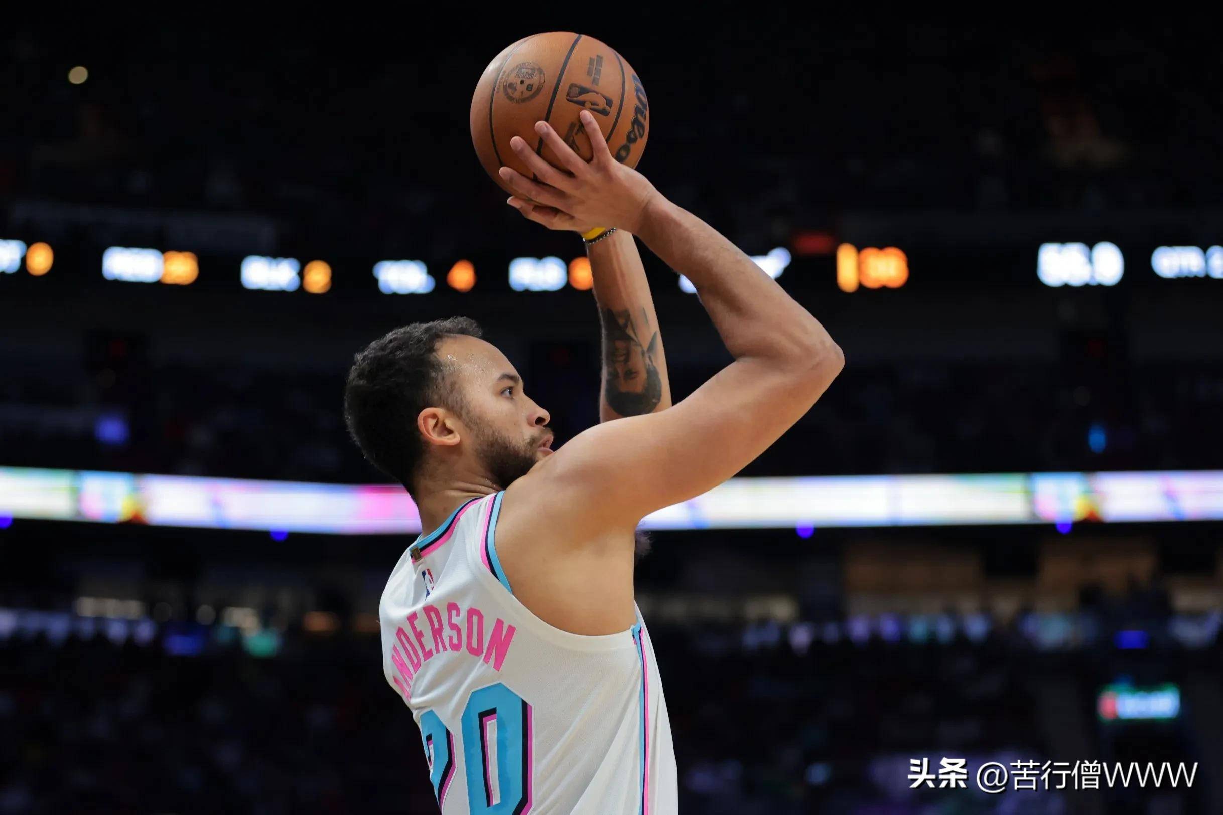 开云下载-塞尔维亚男篮完胜湖人B队，凯尔·库兹马高光表现的简单介绍