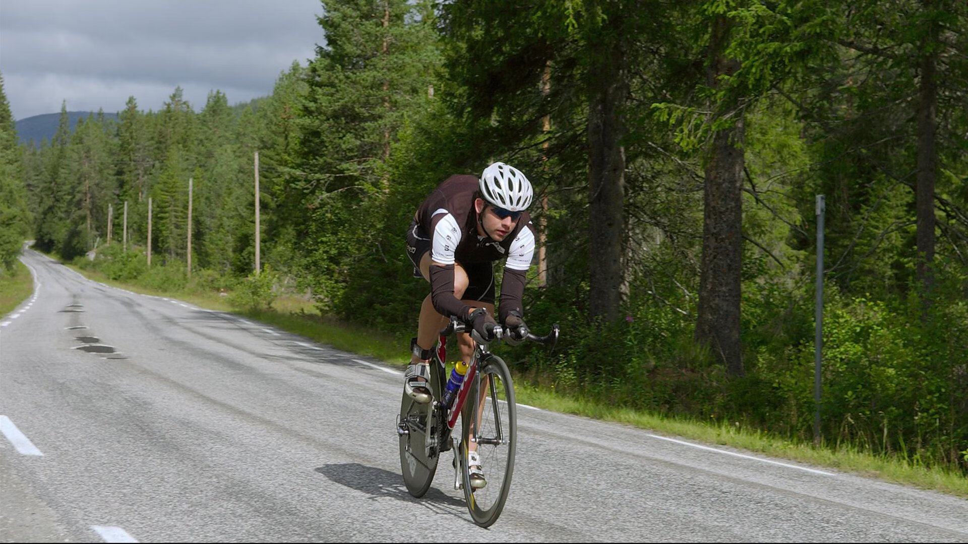 当克莱的枪口对准时间,灰熊如何用一场胜利,在圣安东尼奥的黄昏刻下新时代的序章